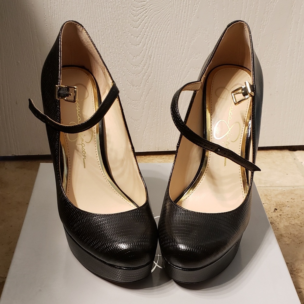 Jessica Simpson Black Platform Pump Size 7
